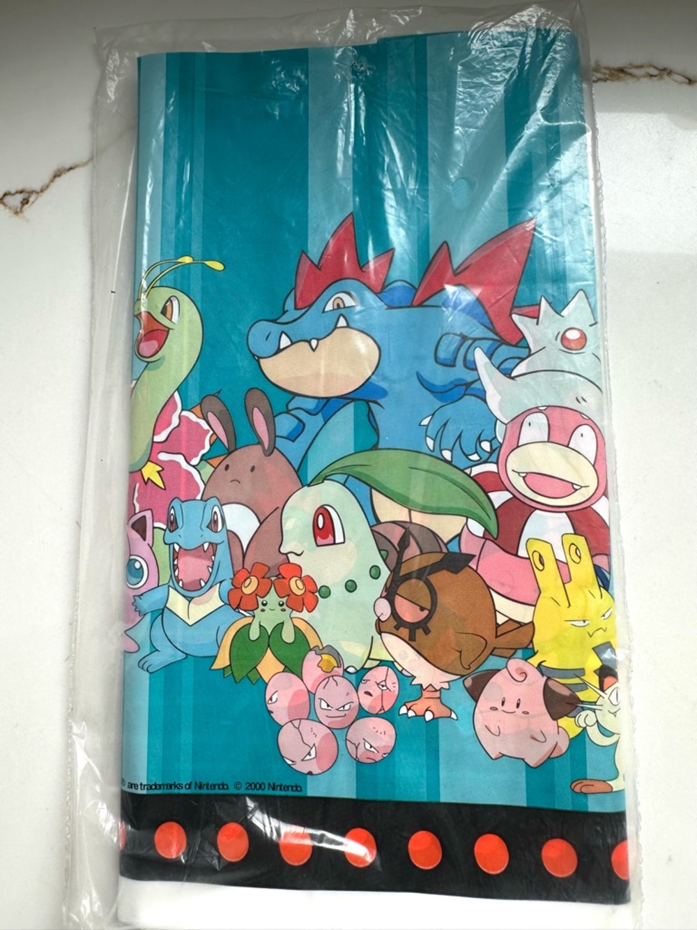 Nintendo 2000 vintage VTG Pokemon Plastic Party Tablecloth Cover